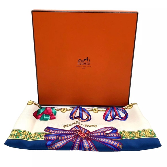 Hermes Carré 90 LES RUBANS DU CHEVAL Silk Scarf W/Box - Picture 1 of 15